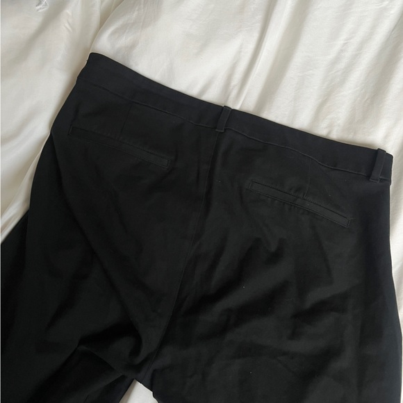 High waisted black pixie trousers from Old Navy in tall ♠️ - Picture 2 of 5